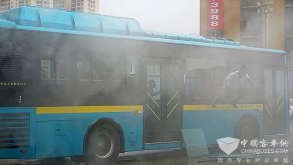 公交驾驶员 行车途中 发生意 应急处置措施