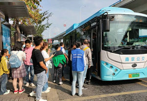 各城市公交企业中秋、国庆双节运输保畅通集锦（一）