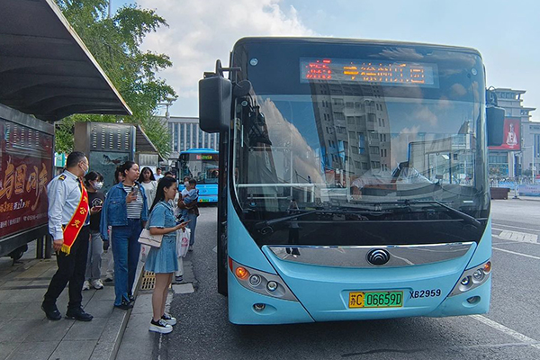 科技赋能运营 徐州公交全力做好返程客流服务保障