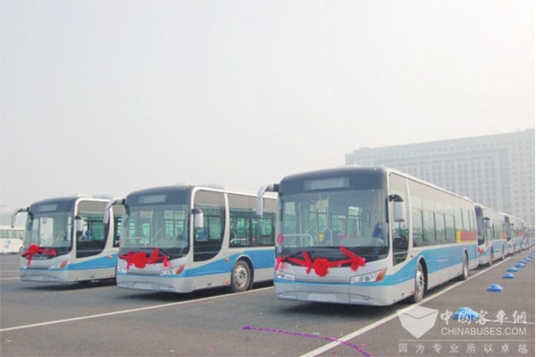 济南公交 75年 记录者 换代升级 发展进步