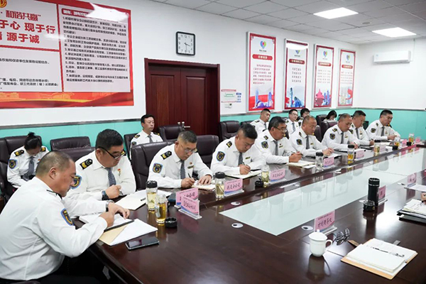 部署重点工作 交运温馨巴士召开第四季度安全生产委员会会议