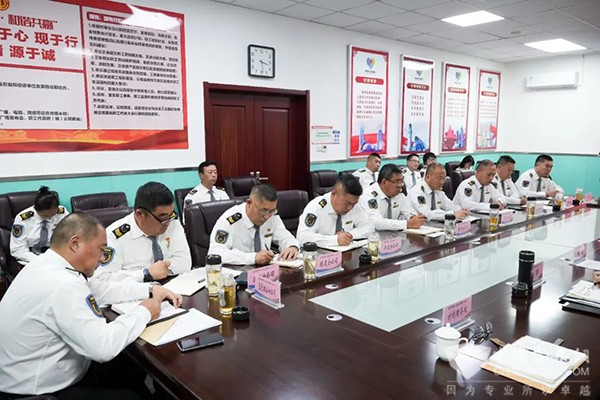 交运温馨巴士 第四季度 安全生产 委员会会议