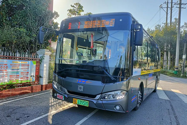 学生安全出行“最后一公里” 宜昌公交 “助学公交专线”正式开通