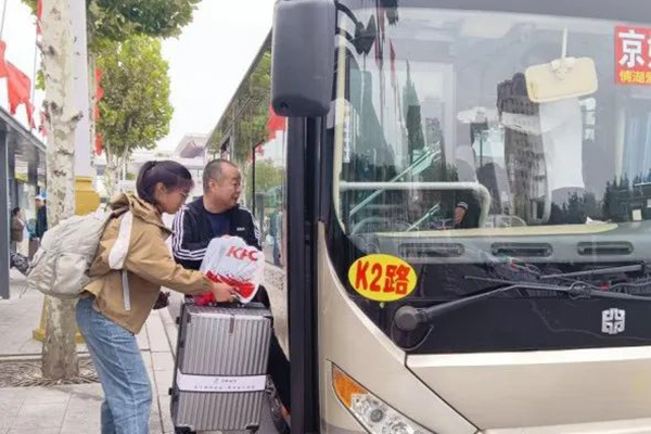 满足群众交通需求 聊城市供暖季期间主城区免费乘坐城市公交车