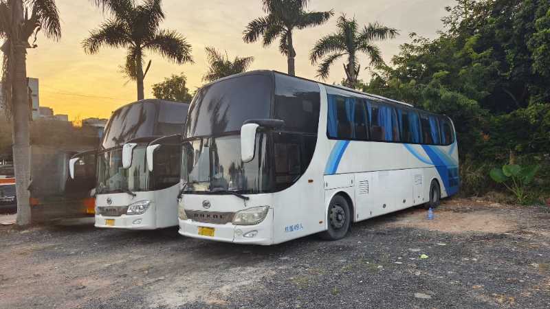 2016年6月 同款4台双罐LNG国五12米49座安凯6120天然气车 