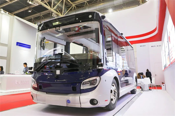 中车电动亮相首届链博会 这款车型为何引来湖南省长参观