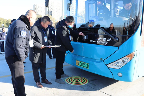 努力提升职业技术水平 德州交投公交举办驾驶员技能竞赛