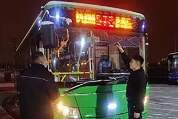 满足公众出行需求 呼和浩特K8路（市域公交）直通快线开通