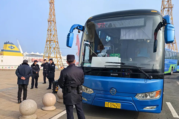 承接定制运营业务 连云港公交顺利完成中韩轮渡运输保障工作