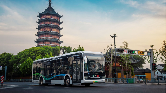 国内国外两开花 宇通客车公布2023年度销量