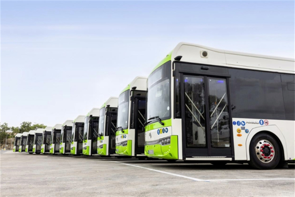 聚焦“五转一降一增” 金龙集团携手口行展现“中国制造”魅力