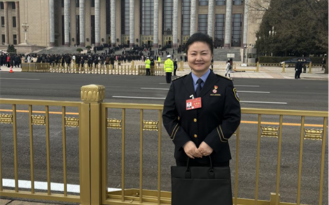 全国人大代表何少花：让公交站距离乘客的家门越来越近