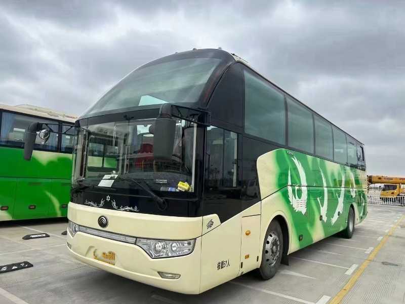  多台国五50座可出口天然气宇通6122气囊车