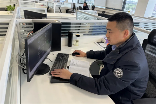 技术骨干跨界做营销 中车电动刘可是如何攻克难题的？