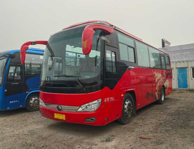 2018年2月 39座国五东北配置宇通6906旅游车