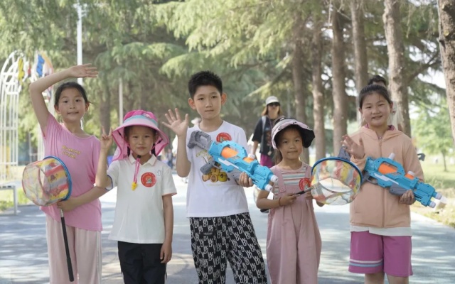 郑州公交5·20全国公交驾驶员关爱日暨迎“六一”亲子研学活动