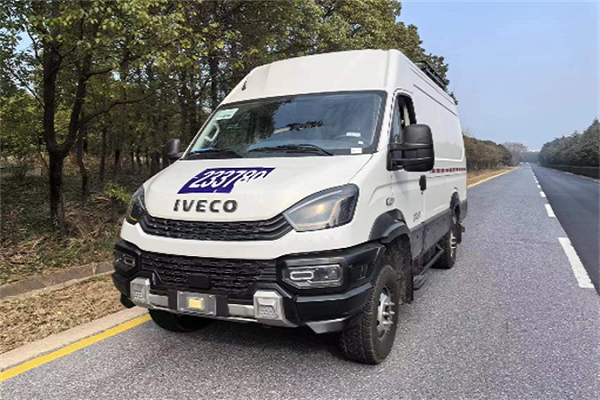 24000多公里！依维柯越野车真“越野”啊