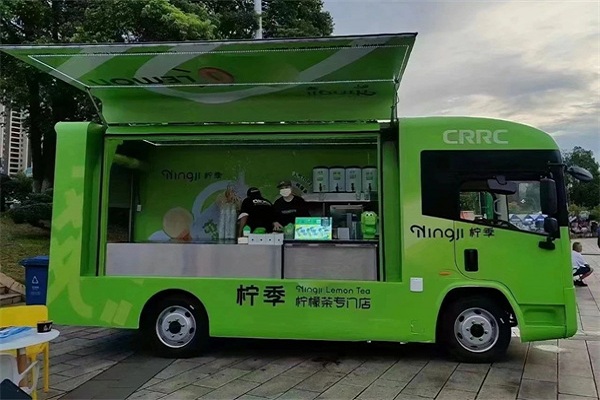 移动零售车引发排队狂潮！中车电动打造“一车一店”移动经济新标杆