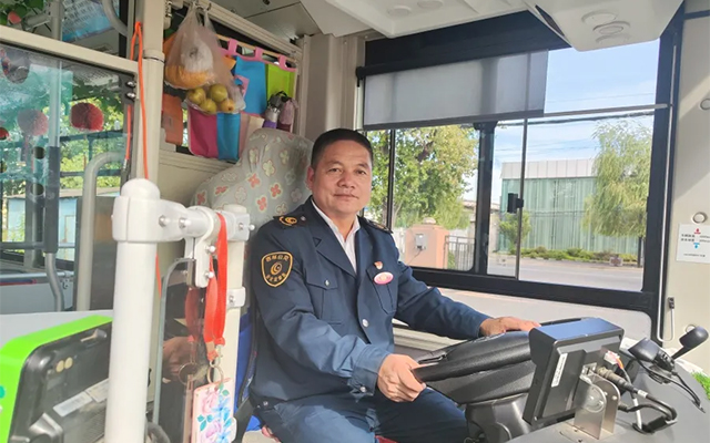 喜报：吉林公交集团李德军获得“吉林省特等劳动模范”称号