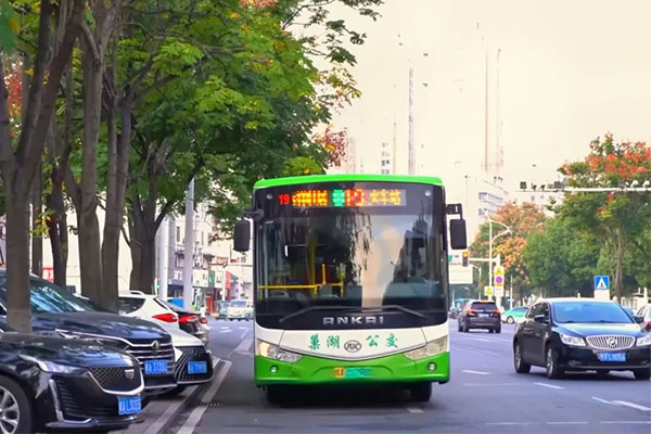 安凯客车在巢湖 以“卖菜公交”铺就城乡民生路