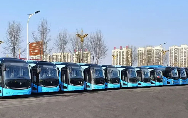 两款亚星客车 为鸡西公交按下 “快进键”
