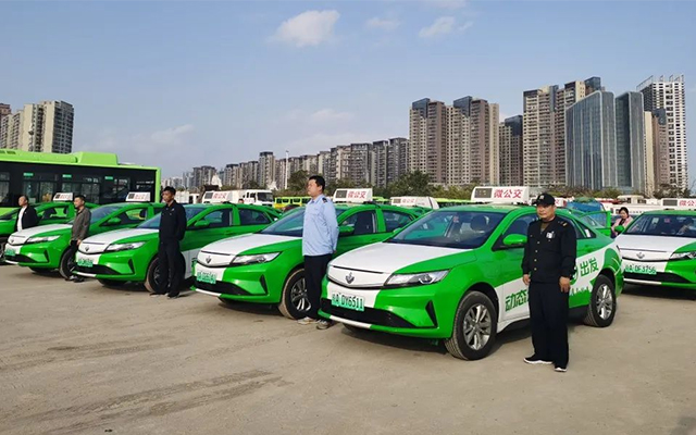 海口微公交K13点到点直达 出行效率翻倍