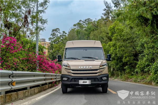 大年初五，财神爷“点名”啦! 依维柯得意成为致富“锦鲤”