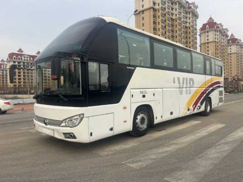 2020年4月 东北配33座2+1有暖气中空玻璃宇通6122客车