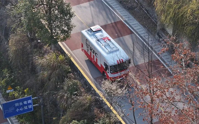 中车“鲸锐”餐车来了 肯德基美味突破空间限制