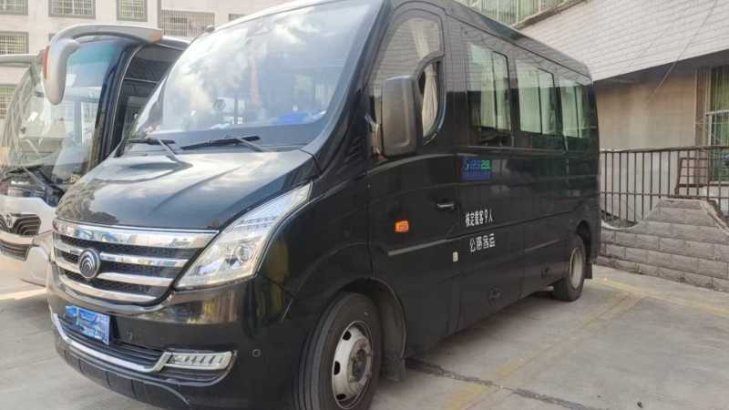 2021年4月 同款四台国五9座蓝牌宇通CL6营运车