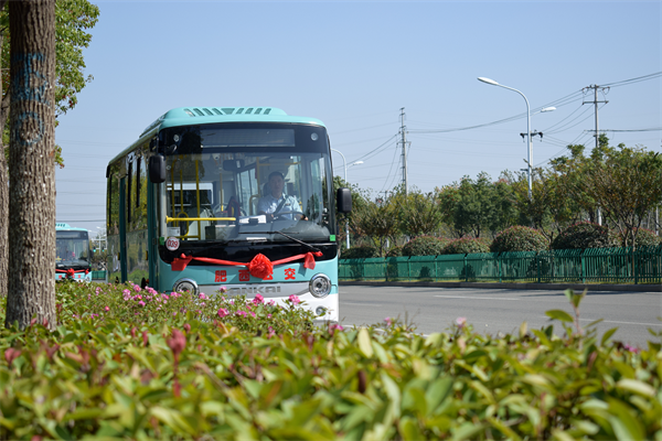 “客货邮”×安凯客车破壁融合 铺就乡村振兴 “快车道”