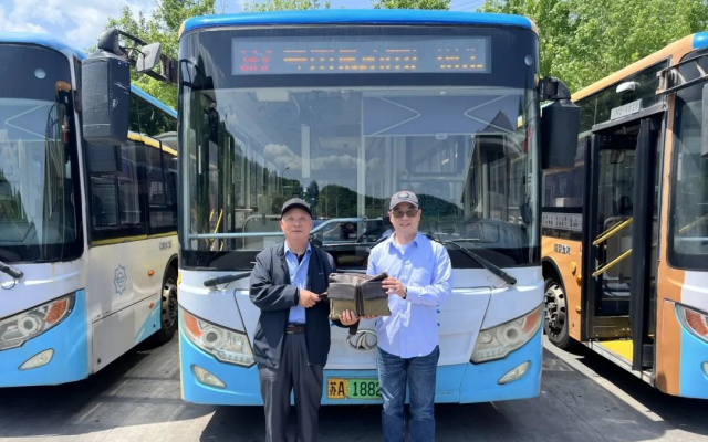 五一收官日，南京公交人用善举为假期画下温情句点