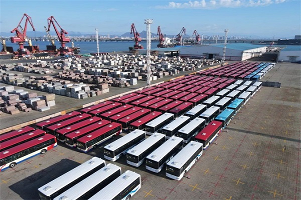 向“新”而行，金龙以新质生产力领跑全球客车革新赛道