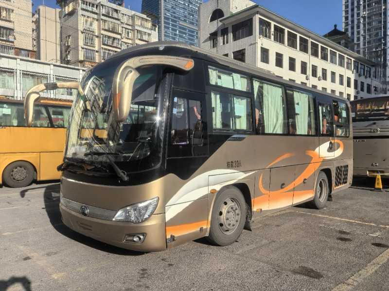 2017年6月上牌多台国五有暖气30座宇通6816豪华版营运车