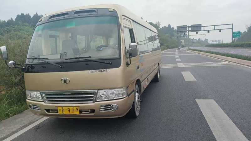 2019年1月 23座2.7排量牡丹6772营运车