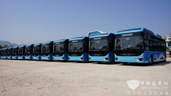 “渝”见山城 金龙新能源公交车批量交付重庆