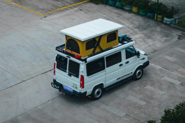 溪畔露营记：得意宿营车打造一家人完美夏日避暑体验