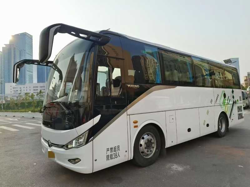 2023年6月上牌有暖气国六有公告38座宇通6907气囊旅游车