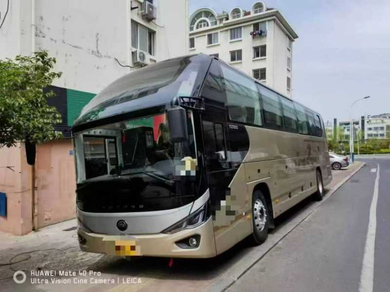 2022年8月上牌多台国六北方配置48座高配宇通6128气囊中门营运车