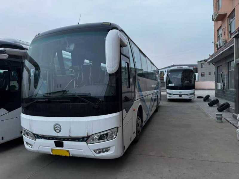 2023年10月上牌多台国六非营运有公告50座金旅6122气囊车