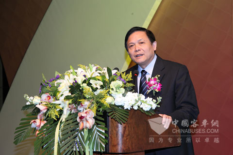 江西长运股份有限公司总经理李淼发言