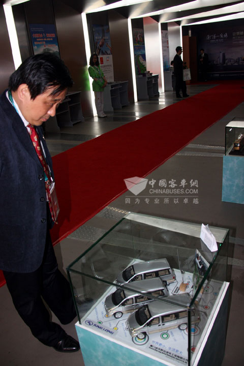 大金龙荣膺世博会厦门馆指定用车