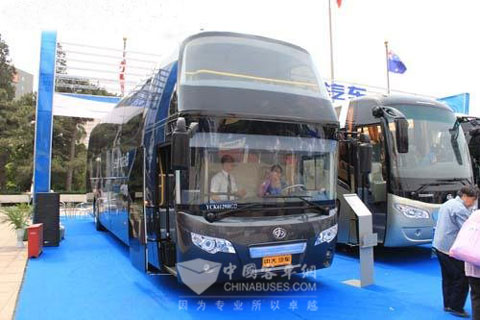交通展回顾：一层半客车大比拼之中大YCK6129HGD