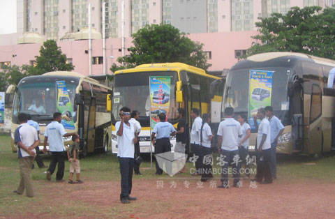 中大客车:三款经典车型亮相斯里兰卡汽车展