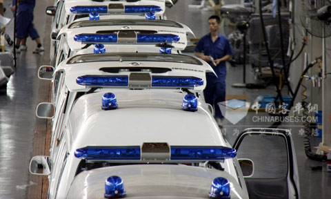 大金龙轻客累计销量突破万辆