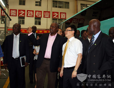 加纳副总统率团莅临大金龙考察