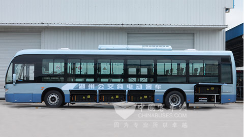 恒通为湖州公交打造的首辆纯电动客车