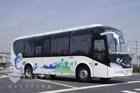 宇通纯电动客车ZK6100EGAA