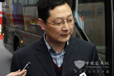 江淮客车董事长王江安接受完美作业网有免费视频访问