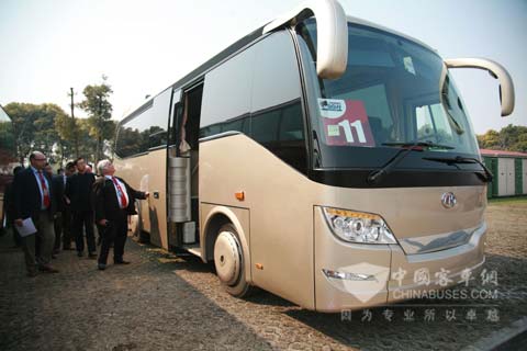 安凯HFF6903KZ-8经典高端商务客车